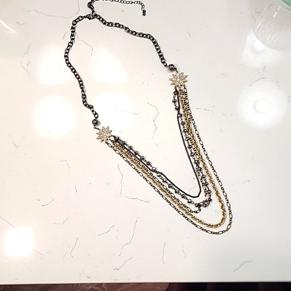 NWOT, Metallic, multicolor necklace